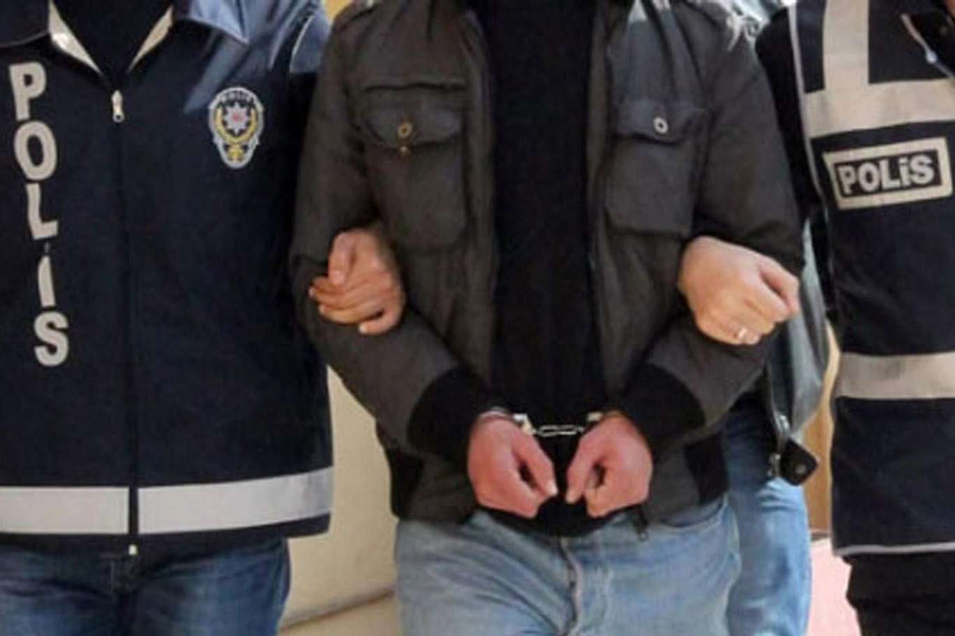 Kayseri'de öldürülen iş adamının katil zanlılarından biri Gaziantep’te yakalandı Kayseri'de öldürülen iş adamının katil zanlılarından biri Gaziantep’te yakalandı